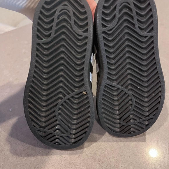 Black Toddler Superstar Adidas- like new (worn once) - Picture 3 of 7